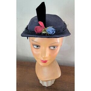 1950s Vintage Navy Blue Straw Cloth Hat With Rosebuds